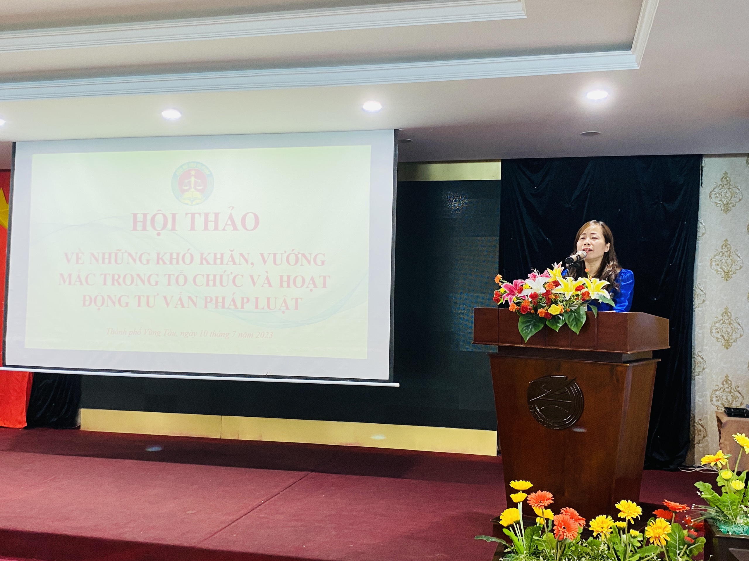 HỘI THẢO VỀ NHỮNG KHÓ KHĂN, VƯỚNG MẮC TRONG TỔ CHỨC VÀ HOẠT ĐỘNG TƯ VẤN PHÁP LUẬT KHU VỰC PHÍA NAM